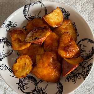 万福の作ってみた!投稿(【揚げずに簡単】鶏むねとさつまいもの濃厚黒酢鶏☆作り置きにも)