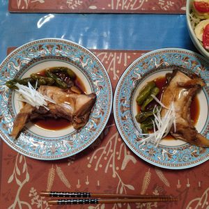 コ−チャンの作ってみた!投稿(ぶりかまの煮物♪フライパンで簡単こってり味)
