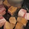 仕事後10分で作れる【豚肉の黒シチュー】の工程1