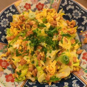 たりおの作ってみた!投稿(メインにもなるヘルシー＆節約おかず【納豆とキャベツの卵とじ】)