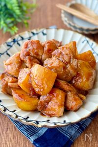 ごはんがすすむ♩こっくり甘辛鶏じゃが