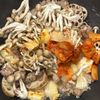 【豚こまとレンコンのキムチーズ炒め】の工程4