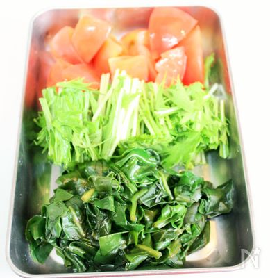 血液サラサラ 中華ドレッシングdeおかわかめのサラダ By Kitten遊び レシピサイト Nadia ナディア プロの料理家のおいしい レシピ