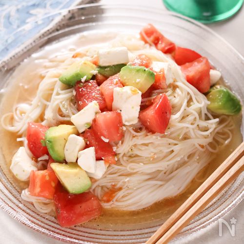 ごま油香る♪さっぱりコクうま！トマトそうめん