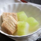 冬瓜と絹揚げの翡翠煮【白だしで冷たく】