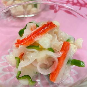 ちひろの作ってみた!投稿(さっぱりヘルシー和食🎐かにかまとあげ玉の旨だし南蛮漬け🤭)