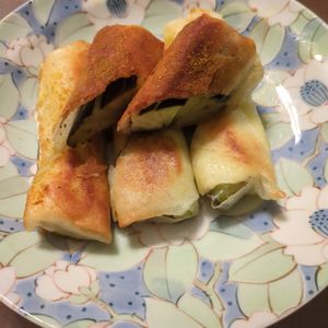 たりおの作ってみた!投稿(子どももペロッと食べる！絶品「なすの春巻き」)