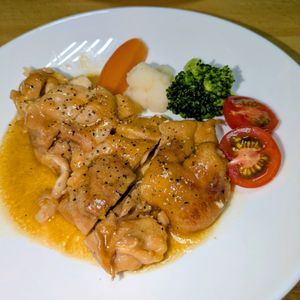 joe sanの作ってみた!投稿(ほったらかしで簡単♪ガツンと旨い【鶏もも肉のガリバタ煮】)