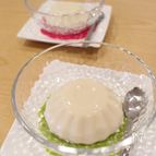 ココナッツミルクのヘルシーパンナコッタ。