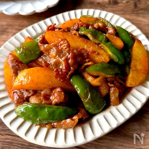 【豚バラとじゃがいものケチャップ炒め】子どもも喜ぶ甘辛味♪