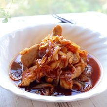 下ごしらえでふわふわ食感！鶏むね肉のかば焼きのたれ炒め