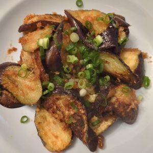 たりおの作ってみた!投稿(茄子だけで！ご飯が進む【茄子の生姜焼き】)