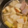 【冬になると食べたくなる】塩だけで決まるぽかぽか手羽スープの工程3