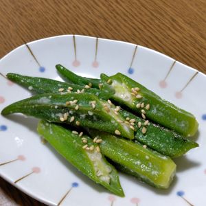 めぇの作ってみた!投稿(【オクラの液体塩こうじ和え】え！？肉だけじゃないの？)