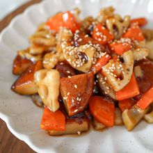 おいしさぎゅっと！さつま揚げと根菜のとろみ甘辛炒め