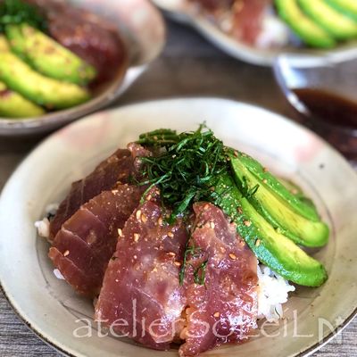 さっぱり美味しい♡梅と青じそでマグロの漬け丼♪