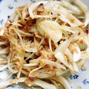 ひまわりの作ってみた!投稿(【新玉ねぎのツナサラダ】シャキシャキ♪甘い♡ヘルシーサラダ♪)
