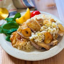 炊飯器でつくる！【炊き込みガーリック鶏飯】