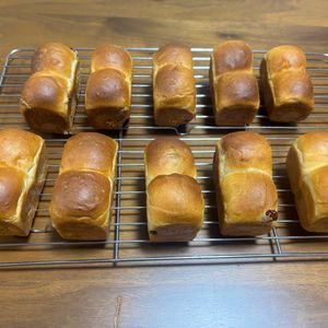 こむぎの作ってみた!投稿(ミルクたっぷり！いちごミルクパン)