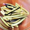 〖火を使わない〗なす2本がペロリ！ごま塩昆布あえの工程2