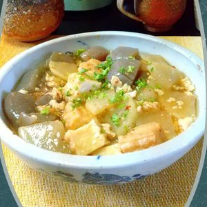 チョロリスの作ってみた!投稿(【大根のそぼろあん】ワンパン調理♡煮るだけ簡単！)