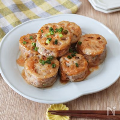 豚ひき肉のれんこんはさみ焼き　甘辛味噌だれ