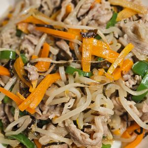 楓ママの作ってみた!投稿(【塩こんぶで肉野菜炒め】パパッと栄養満点！うま味たっぷり)