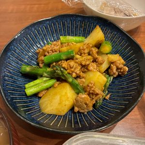 1169387の作ってみた!投稿(ごはんが進む♡アスパラとじゃがいものオイスターカレー炒め)