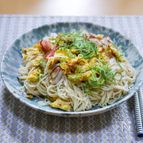 久しぶりにカニカマ素麺炒め