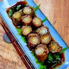 食感最高な「高山ごぼうの肉大葉巻き焼き」