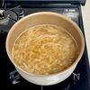 香ばしチーズのオニオングラタンスープの工程4