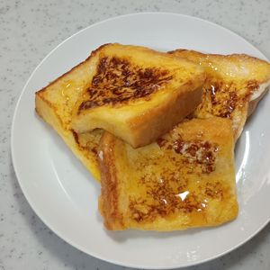 ひろりぃの作ってみた!投稿(ポリ袋でしみしみ♪【爆速フレンチトースト】)