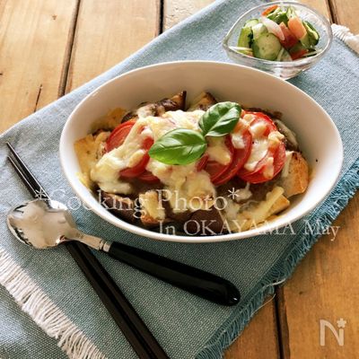 トーストで☆トマトカレードリア