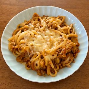 みわの作ってみた!投稿(チーズがとろり♪キムチと挽肉の焼きうどん)