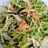 ゆみの作ってみた!投稿(5分で完成！極うま！イカそうめんと豆苗のキムチマリネ)