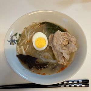 りりぃの作ってみた!投稿(【好きな具材で楽しむ麻辣湯】煮るだけ！痺れる辛さのスープ春雨)