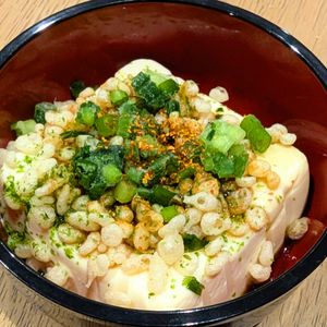 えんぢさんの作ってみた!投稿(【悪魔のおつまみ】青のりと揚げ玉のめんつゆ冷奴！)