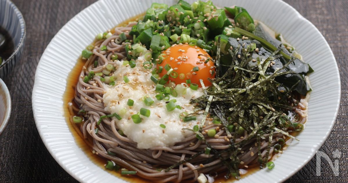 とろろとオクラのぶっかけ冷やしそば
