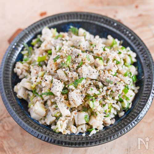 少ないごはんでも大満足!豚肉とれんこんのチャーハン