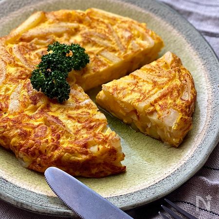 ぱぱっとレンジで手早く ベーコンポテトのチーズ焼き レシピ 作り方 By Naokoji0912 楽天レシピ