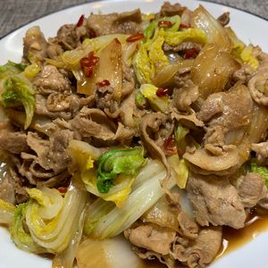 楽ラク手抜キッチン🐶🐾の作ってみた!投稿(白菜と豚バラの《甘辛♡にんにく醤油炒め》)