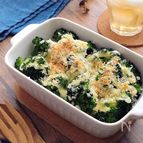 簡単副菜☆ブロッコリーのチーズパン粉焼き。