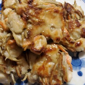 週一だけは頑張ります💦の作ってみた!投稿(夫が絶賛♡【鶏むねとごぼうのカリカリ焼き】お弁当にも)