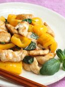 鶏ささみのバジル炒め