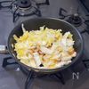 白菜とちくわのだしミルク煮の工程2