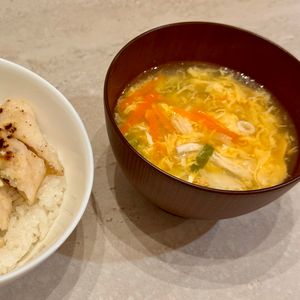 すじのこの作ってみた!投稿(【鶏肉と人参のかきたま汁】ほっこり染みる♡)