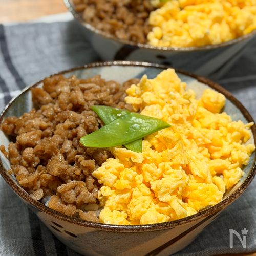 鶏そぼろ丼