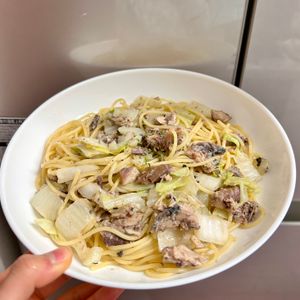 ケの作ってみた!投稿(さば缶とキャベツのペペロンチーノ)