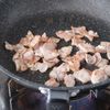 【ピーマンまるごと】カリカリ豚ばらピーマンの工程2