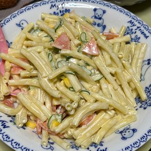 あられちゃんの作ってみた!投稿(昭和の定食屋さんの味！ぷりぷりマカロニサラダ)